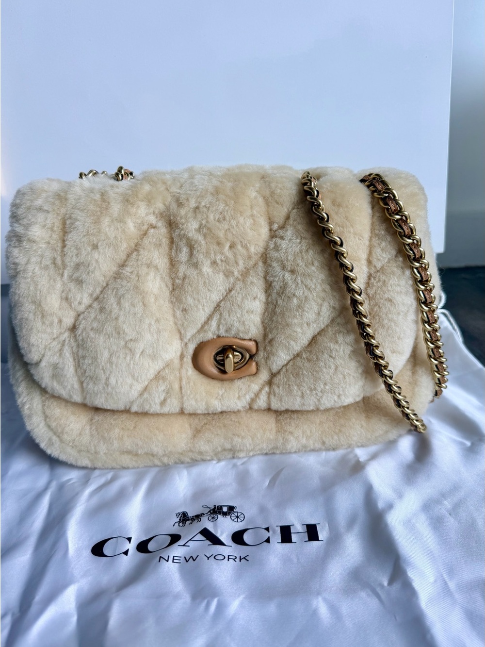 Coach Shearling Pillow Maddison - Picture 2 of 6
